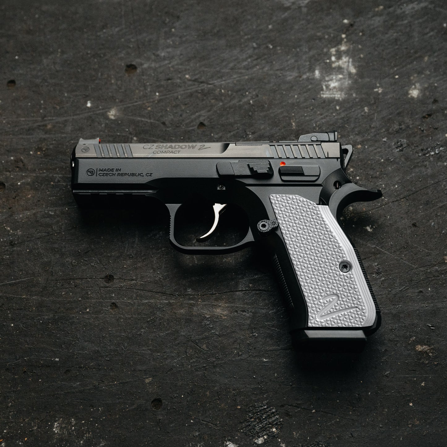 CZ Shadow 2 Compact - VOYTY G-10 - Slim fit
