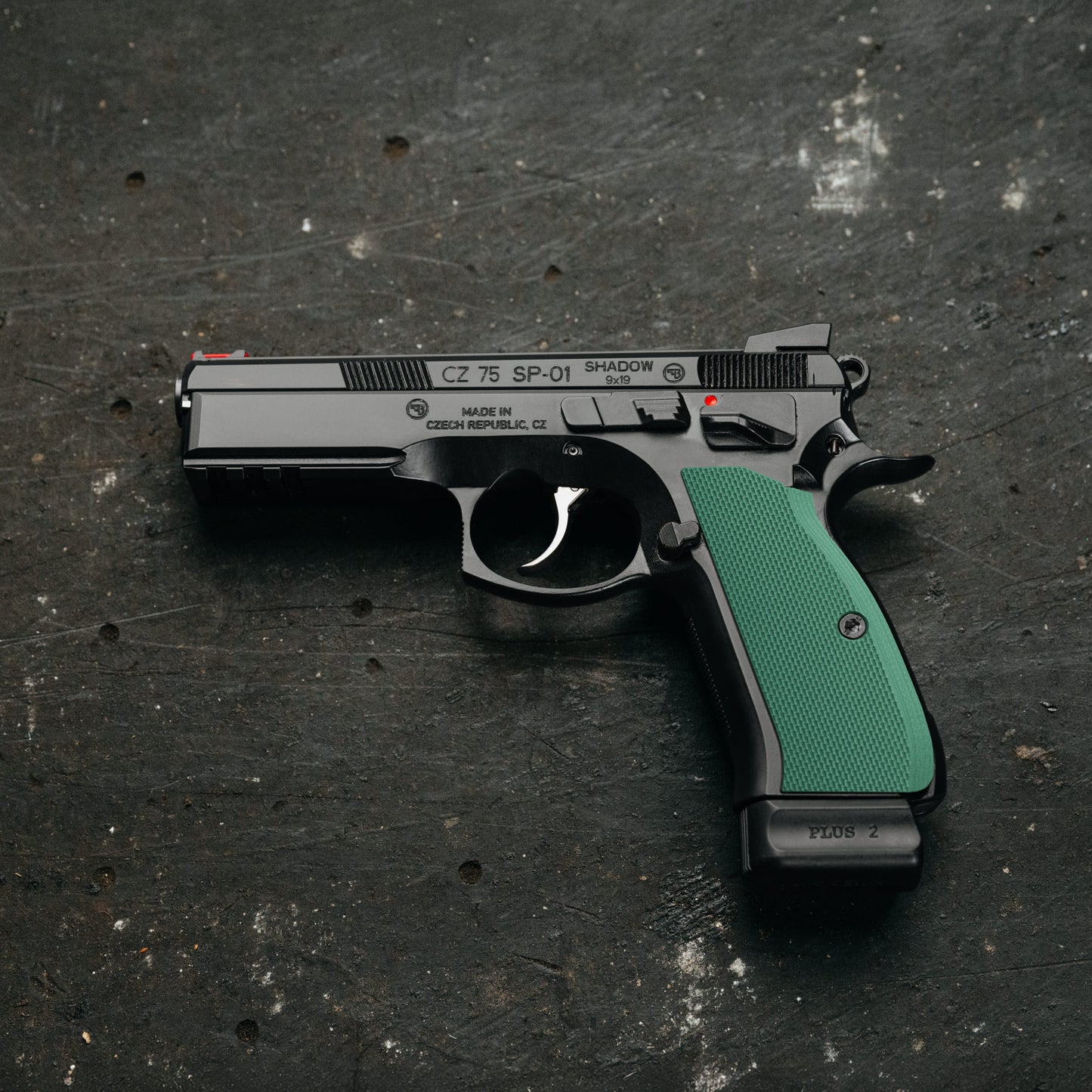 CZ 75 - COARSE G-10 - Slim fit